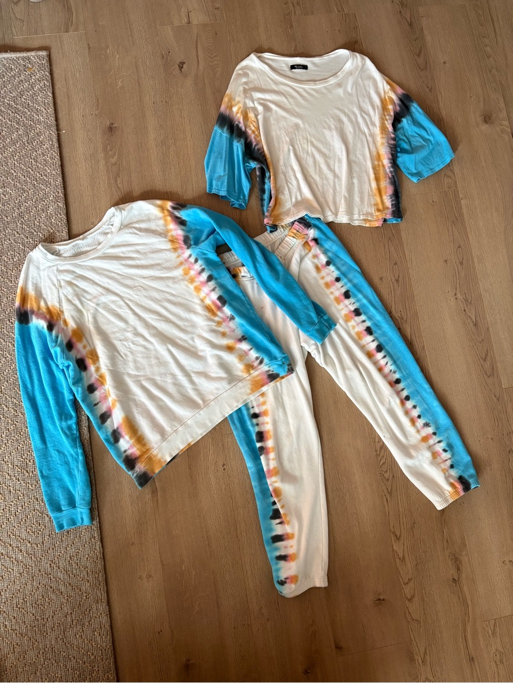 Michael Lauren Tie-Dye 3 Piece Lounge Set in White & Turquoise